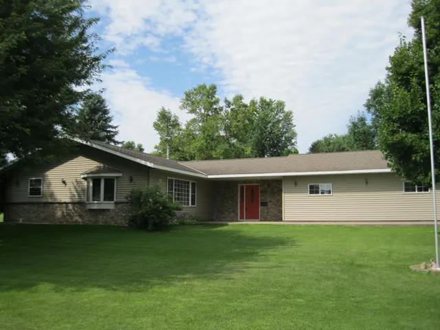 $339,800 | 356 Circle Drive, St. Martin, MN 56376