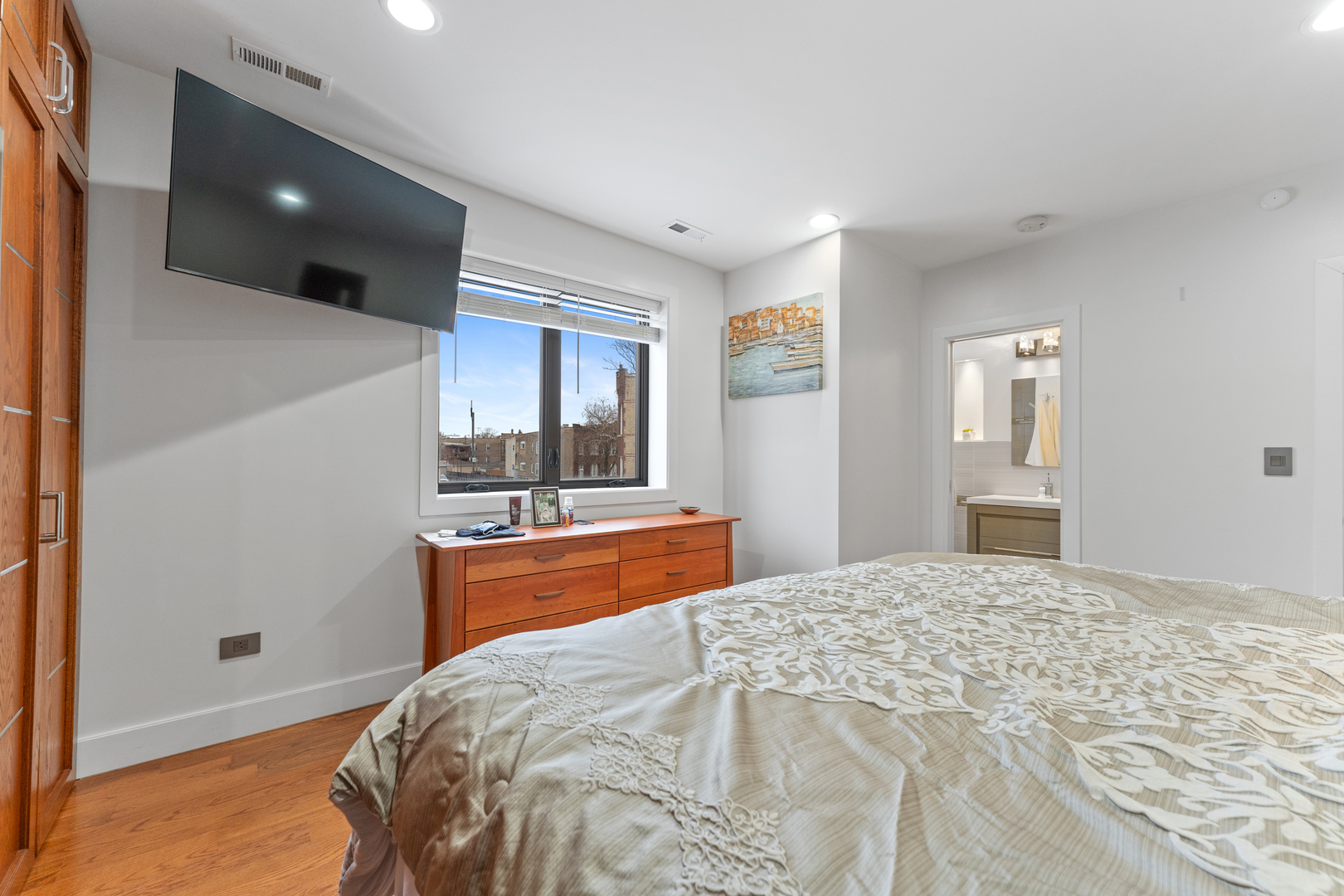 4122 West Grand Avenue Chicago, IL 60651 - Photo 12 of 44