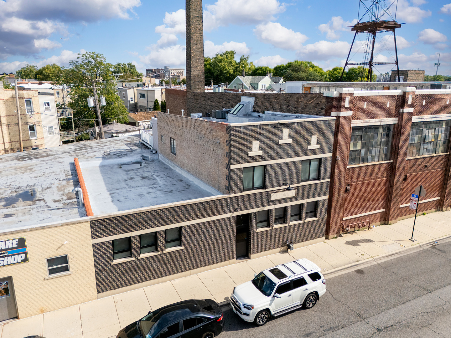 4122 West Grand Avenue Chicago, IL 60651 - Photo 2 of 44