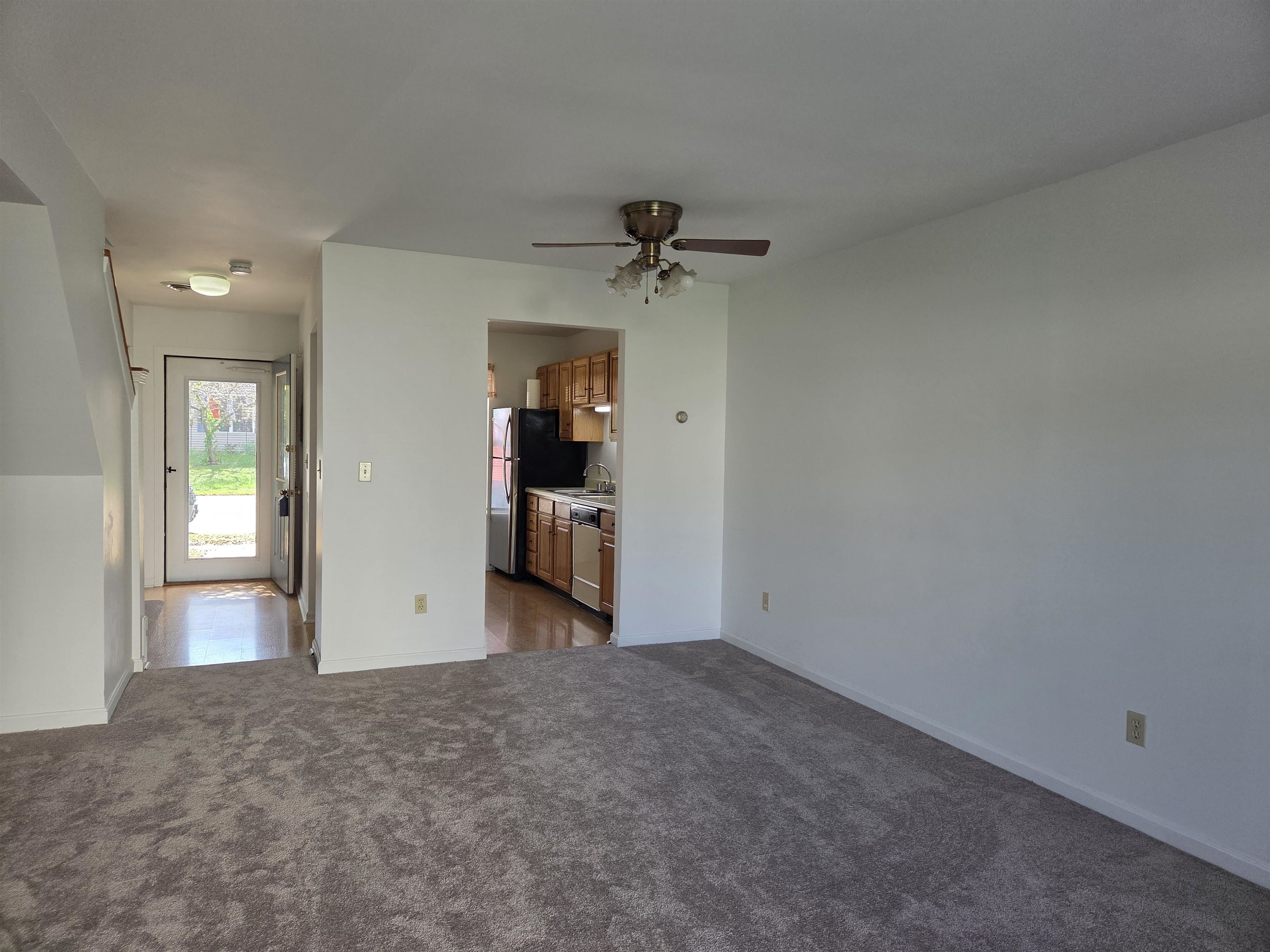 115 Rivers Edge Drive Burlington, VT 05408 - Photo 9 of 20