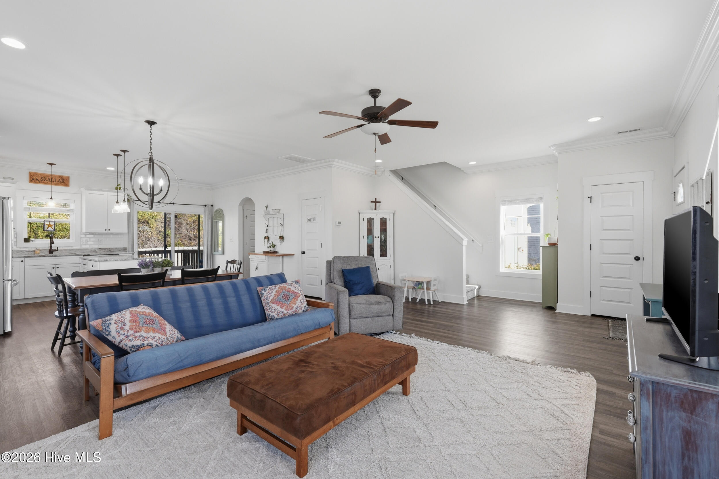 304 Holbrook Lane Hubert, NC 28539 - Photo 10 of 54 10_living room
