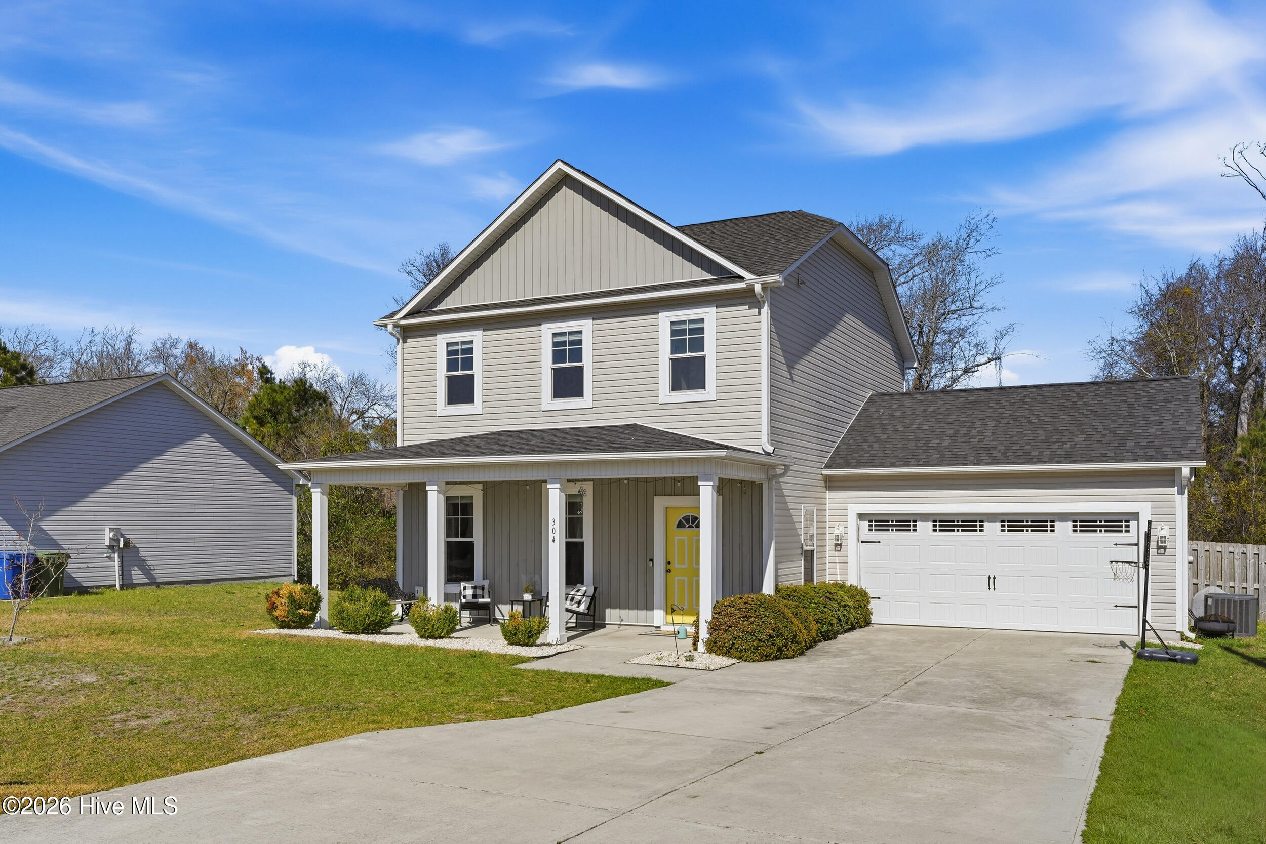 304 Holbrook Lane Hubert, NC 28539 - Photo 2 of 54 2_front right
