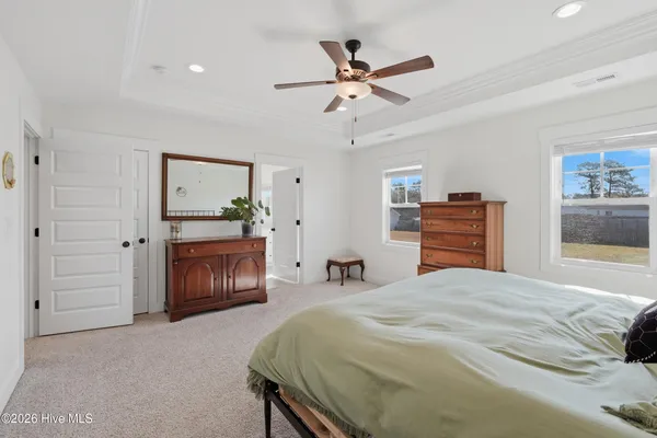 $315,000 | 304 Holbrook Lane, Hubert, NC 28539