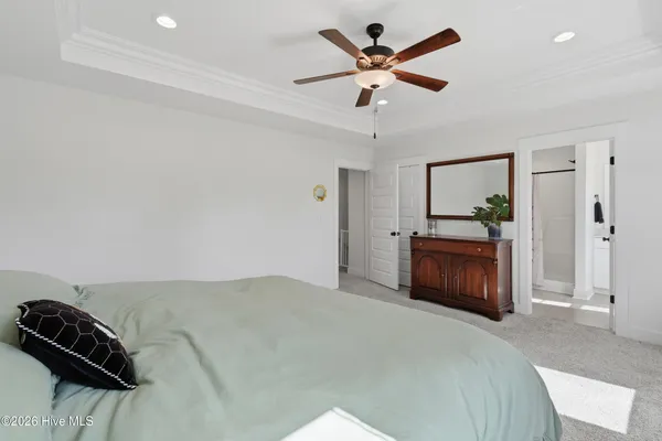 $315,000 | 304 Holbrook Lane, Hubert, NC 28539