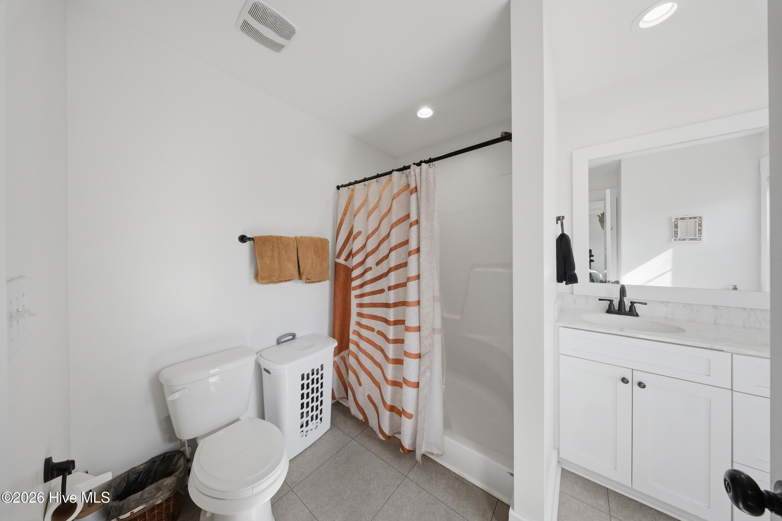 304 Holbrook Lane Hubert, NC 28539 - Photo 35 of 54 35_primary bathroom