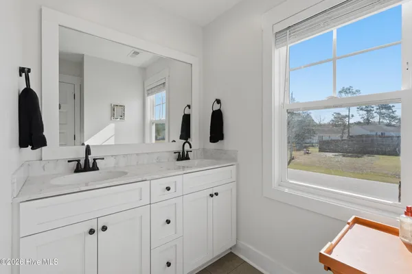 $315,000 | 304 Holbrook Lane, Hubert, NC 28539