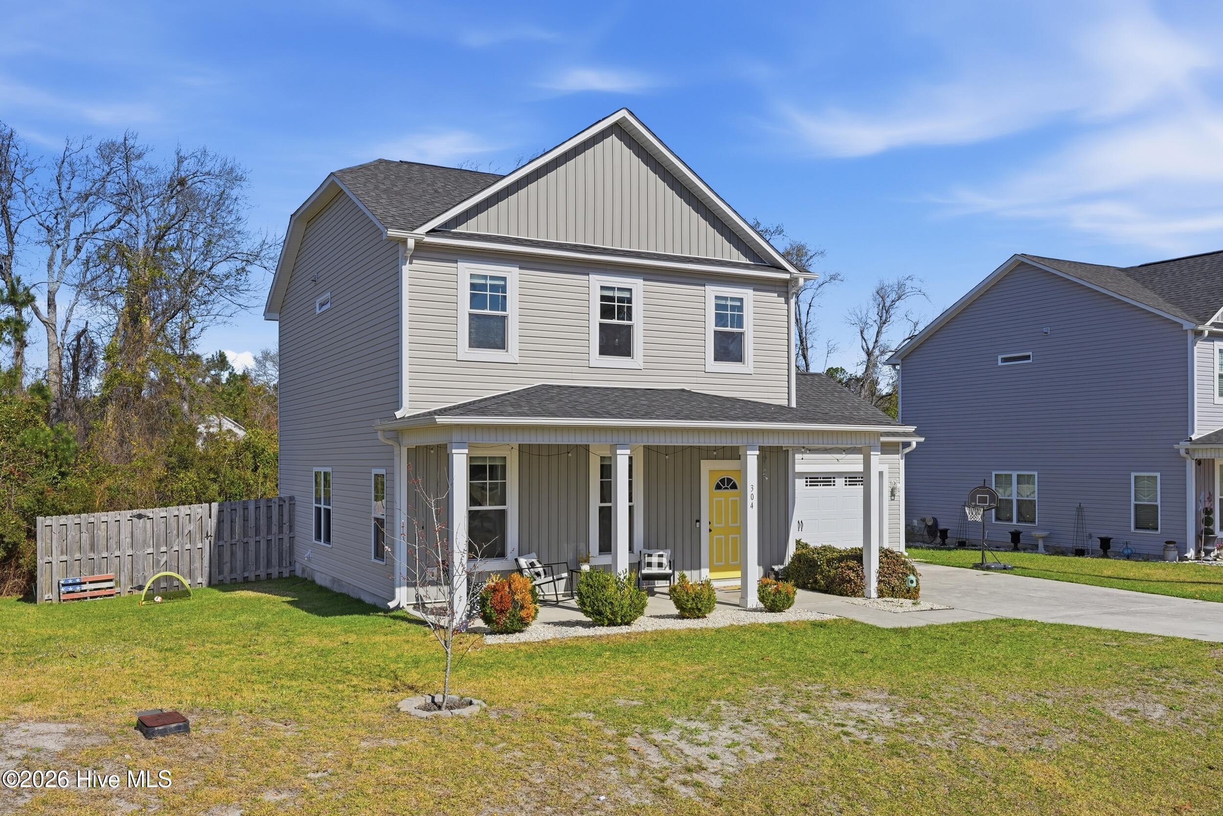 304 Holbrook Lane Hubert, NC 28539 - Photo 3 of 54 3_front left