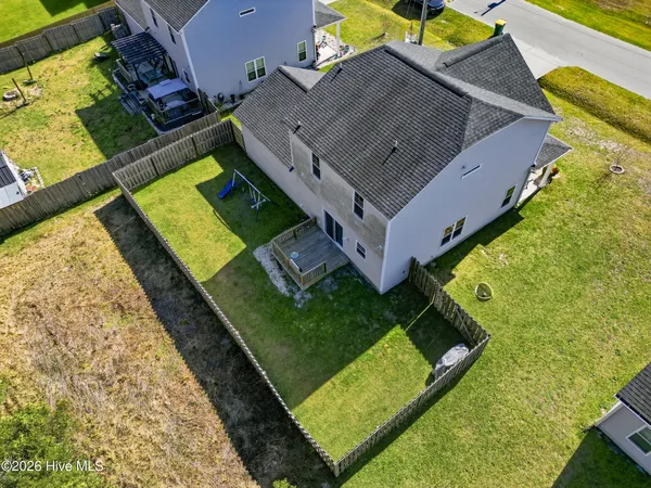 $315,000 | 304 Holbrook Lane, Hubert, NC 28539