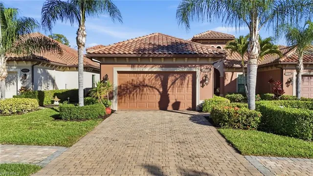 $845,000 | 6648 Roma Way, Naples, FL 34113