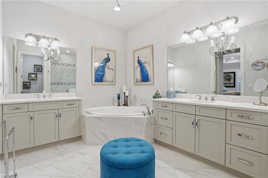 6648 Roma Way Naples, FL 34113 - Photo 27 of 50