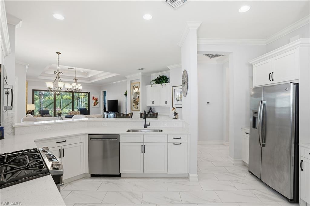 6648 Roma Way Naples, FL 34113 - Photo 6 of 50