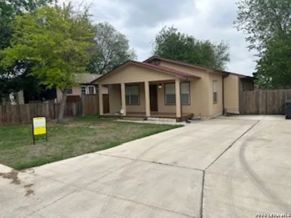 $1,550 | 4930 Bluff Street, San Antonio, TX 78228