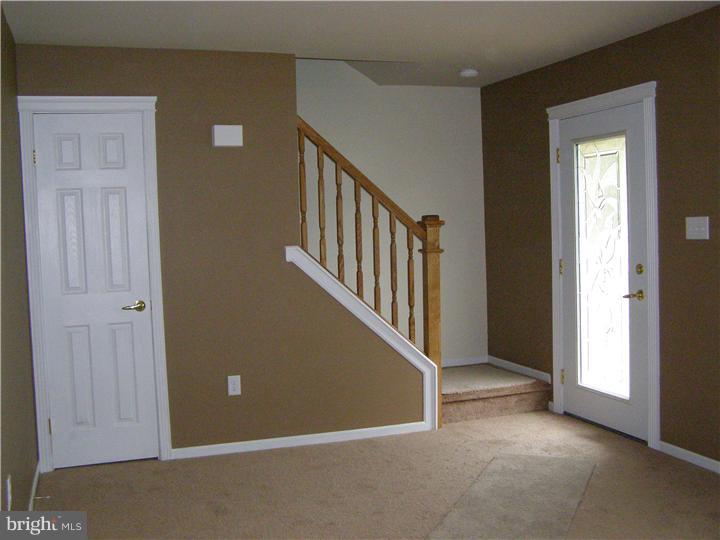 447 Old Erial Road Sicklerville, NJ 08081 - Photo 8 of 17 Living Room