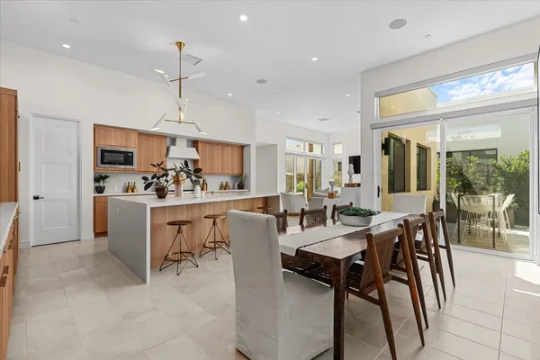 $7,000 | 446 Fountain Drive, Palm Springs, CA 92262