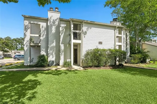 $1,300 | 103 Parkview Boulevard, Unit 103, Mandeville, LA 70471