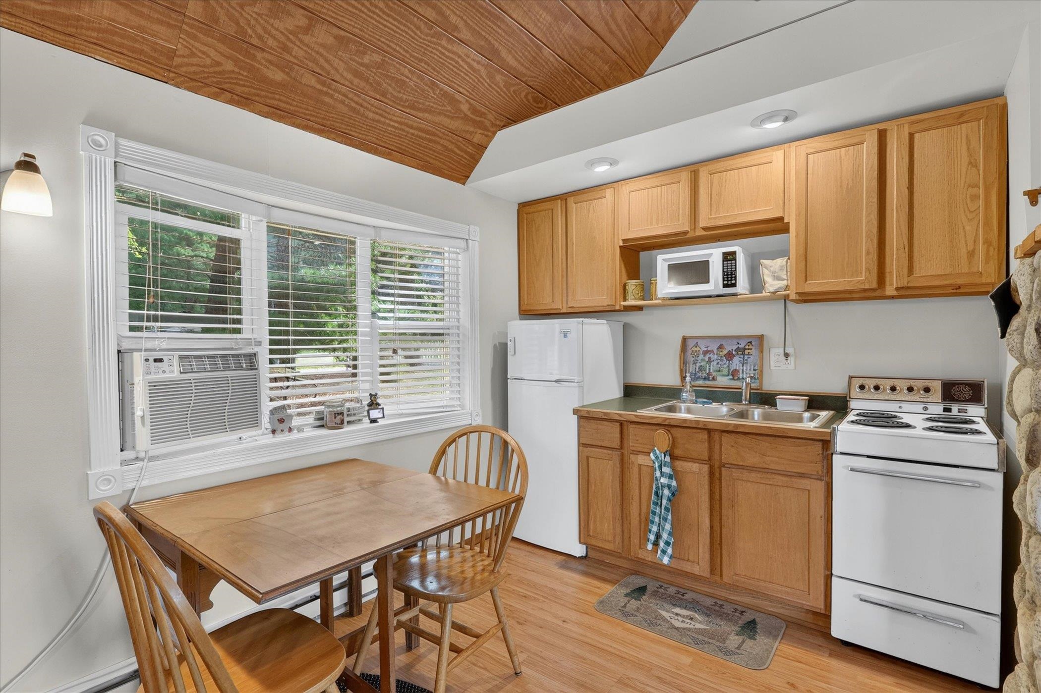 W1049 Cottage Road Brodhead, WI 53520 - Photo 14 of 48
