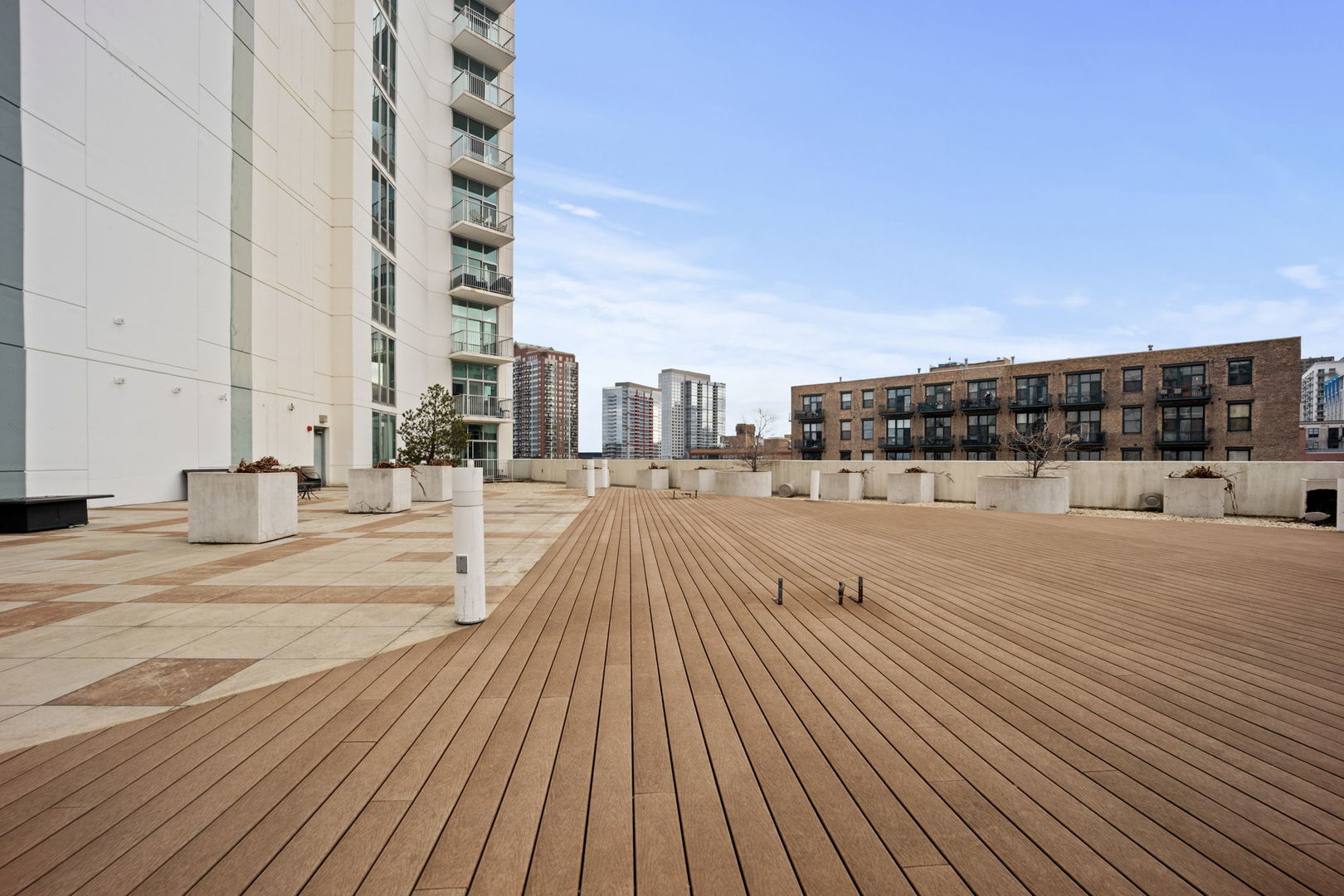 1600 South Indiana Avenue, Unit 907 Chicago, IL 60616 - Photo 16 of 17