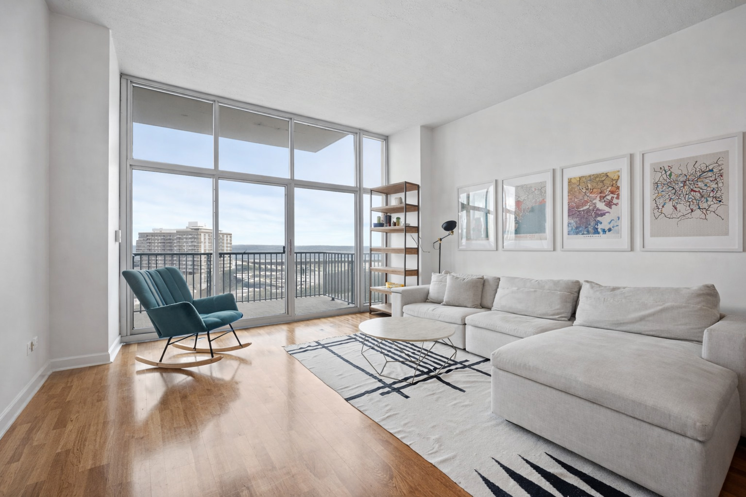 1600 South Indiana Avenue, Unit 907 Chicago, IL 60616 - Photo 2 of 17