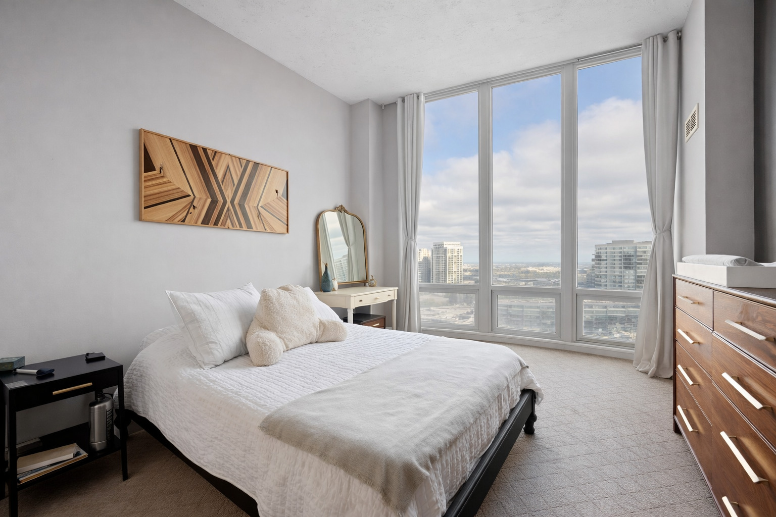 1600 South Indiana Avenue, Unit 907 Chicago, IL 60616 - Photo 5 of 17