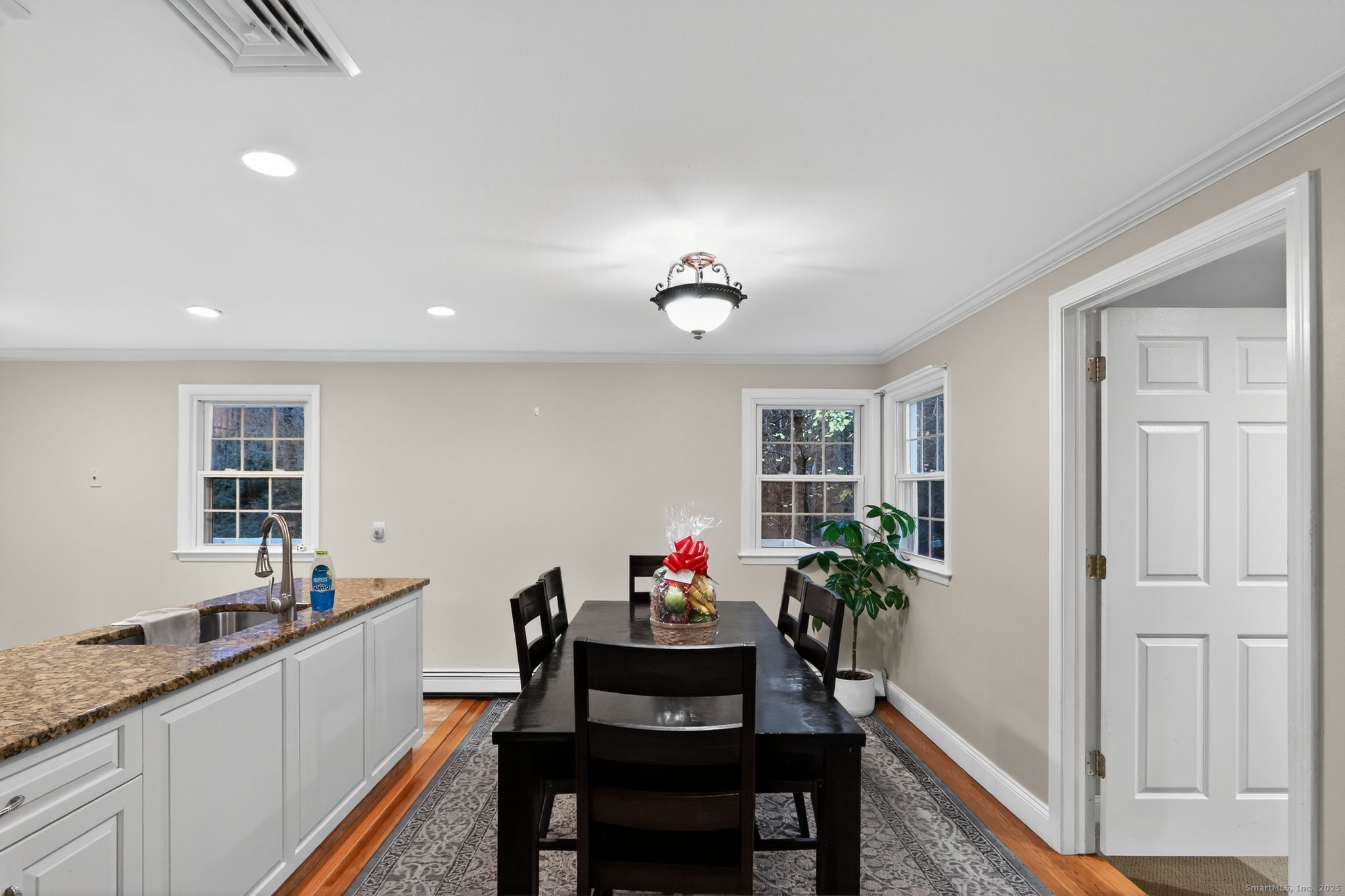 36 Norman Road Hamden, CT 06514 - Photo 25 of 32