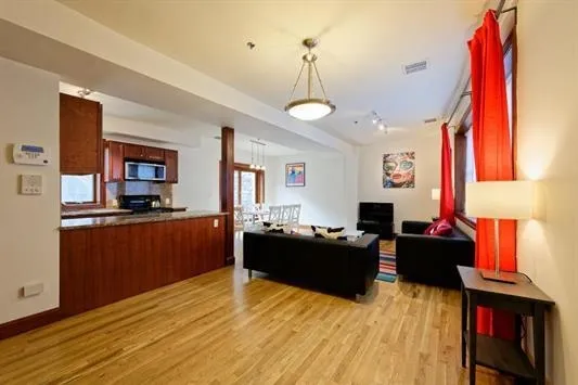 $4,700 | 377 1st Street, Unit 2, Jersey City, NJ 07302