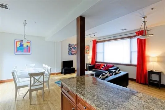 $4,700 | 377 1st Street, Unit 2, Jersey City, NJ 07302