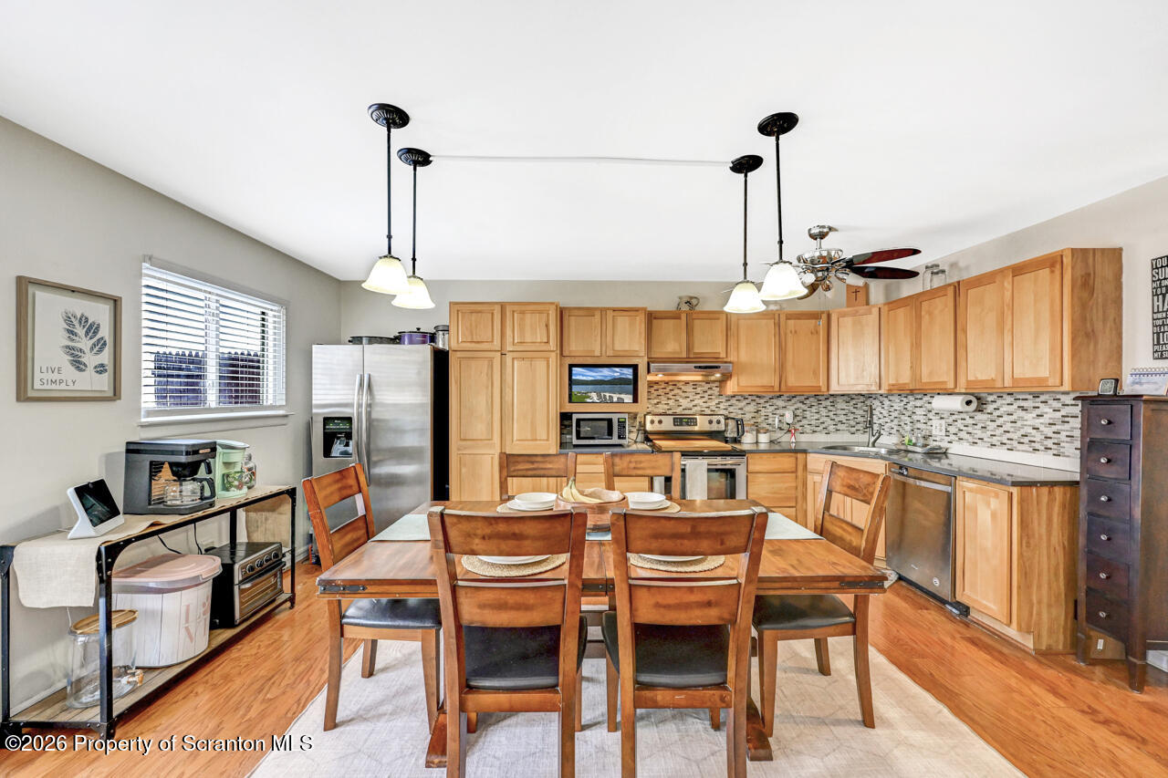 4 Hunts Court Clarks Summit, PA 18411 - Photo 11 of 49 4HuntsCt10-jpg