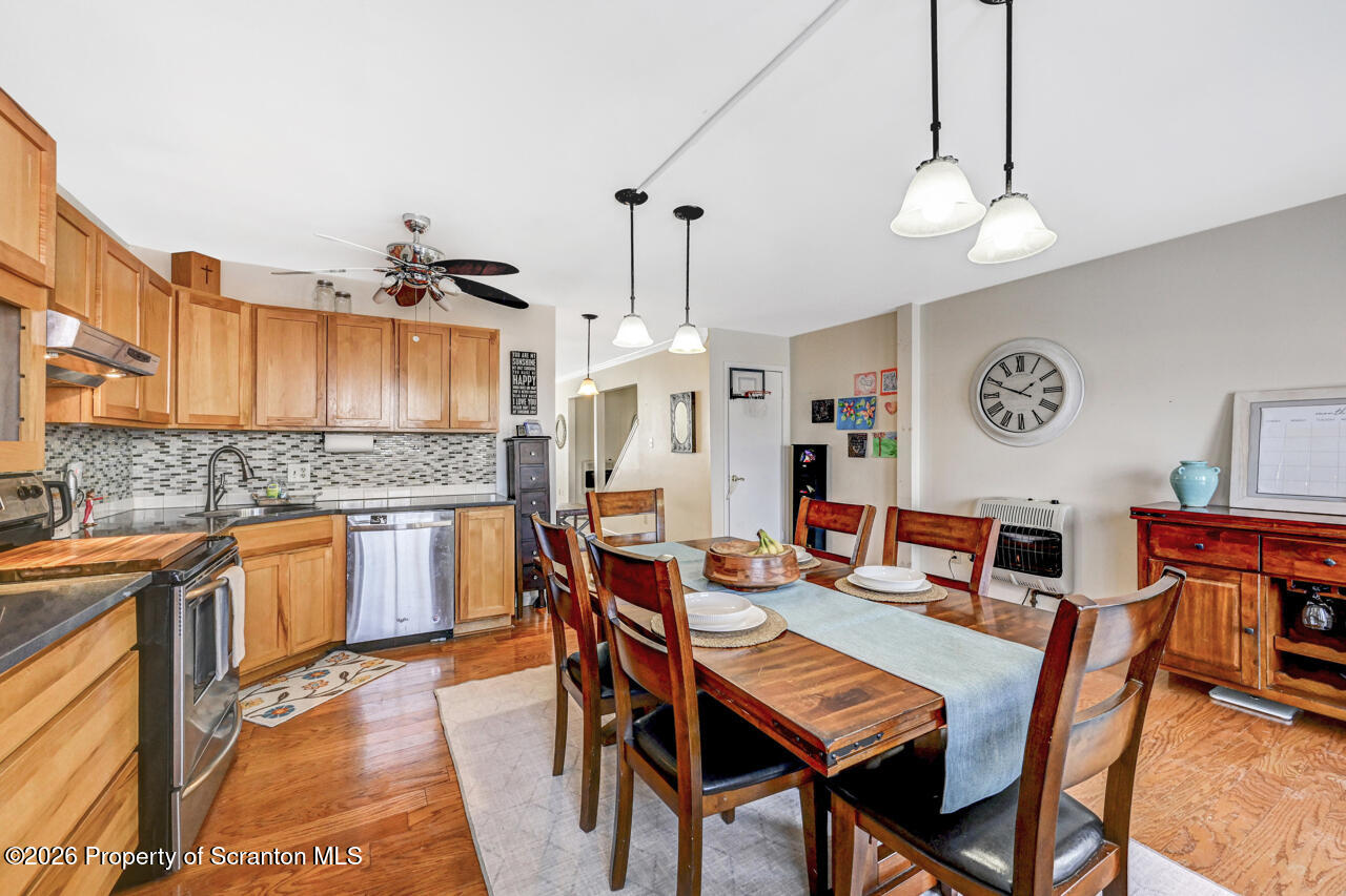 4 Hunts Court Clarks Summit, PA 18411 - Photo 14 of 49 4HuntsCt13-jpg