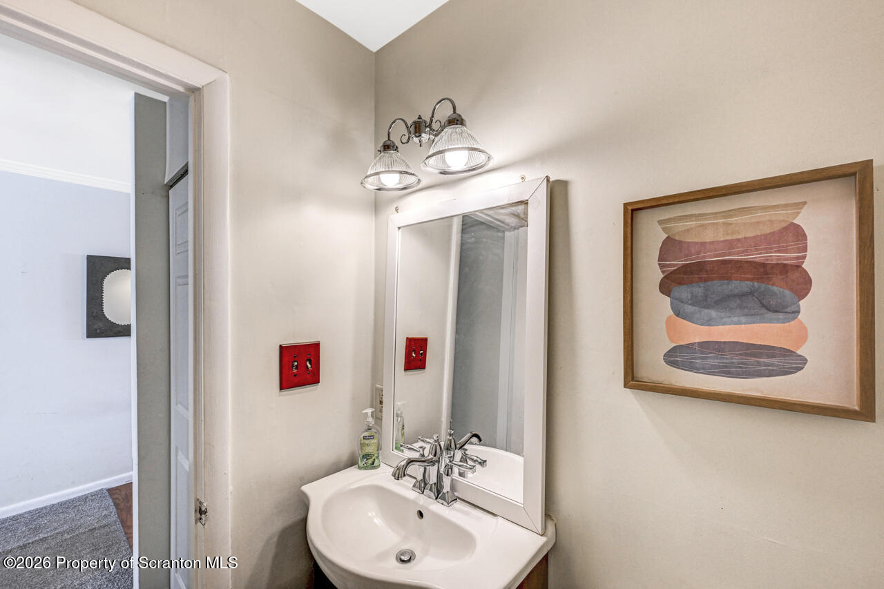 4 Hunts Court Clarks Summit, PA 18411 - Photo 20 of 49 4HuntsCt19-jpg