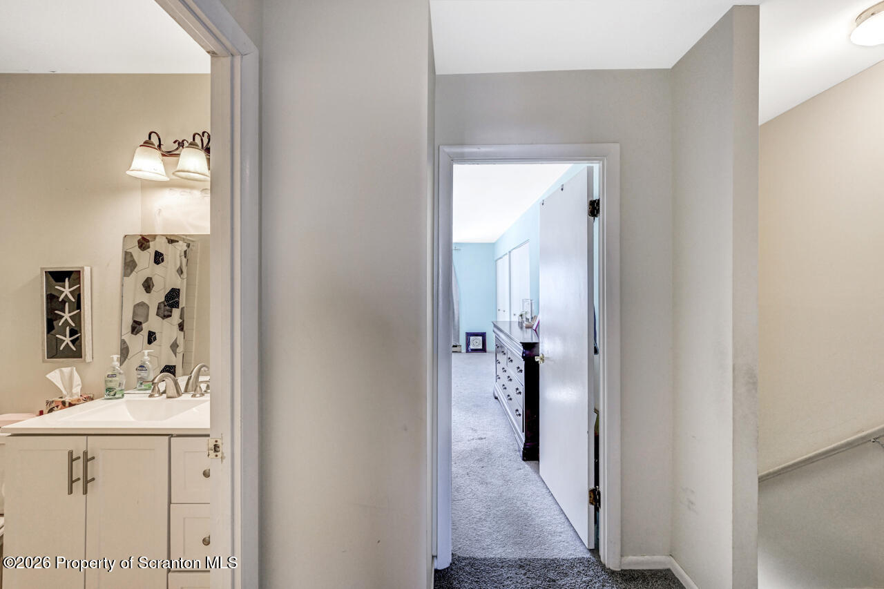 4 Hunts Court Clarks Summit, PA 18411 - Photo 32 of 49 4HuntsCt31-jpg