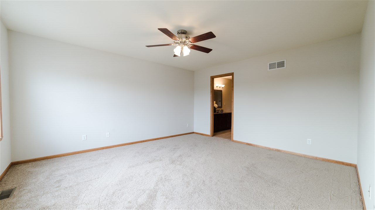 697 Overture Way Roscoe, IL 61073 - Photo 18 of 25 Gallery Image 18