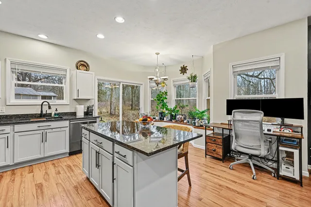 $400,000 | 10599 West H Avenue, Kalamazoo, MI 49009