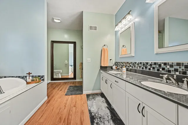 $400,000 | 10599 West H Avenue, Kalamazoo, MI 49009