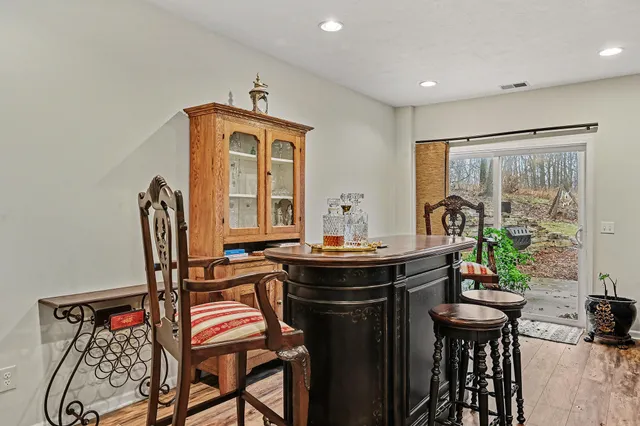 $400,000 | 10599 West H Avenue, Kalamazoo, MI 49009