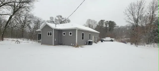 $400,000 | 10599 West H Avenue, Kalamazoo, MI 49009