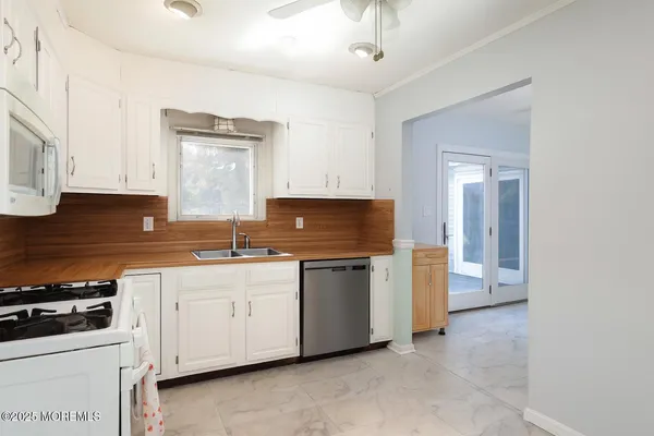 $999,999 | 10 Asbury Avenue, Oceanport, NJ 07757