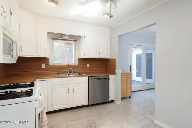 $999,999 | 10 Asbury Avenue, Oceanport, NJ 07757