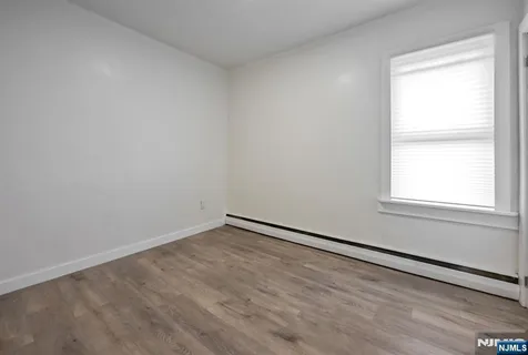 $2,500 | 9 Spencer Avenue, Clifton, NJ 07013