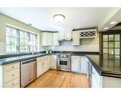 24 Hidden Way Andover, MA 01810 - Photo 8 of 30 Gallery Image 8