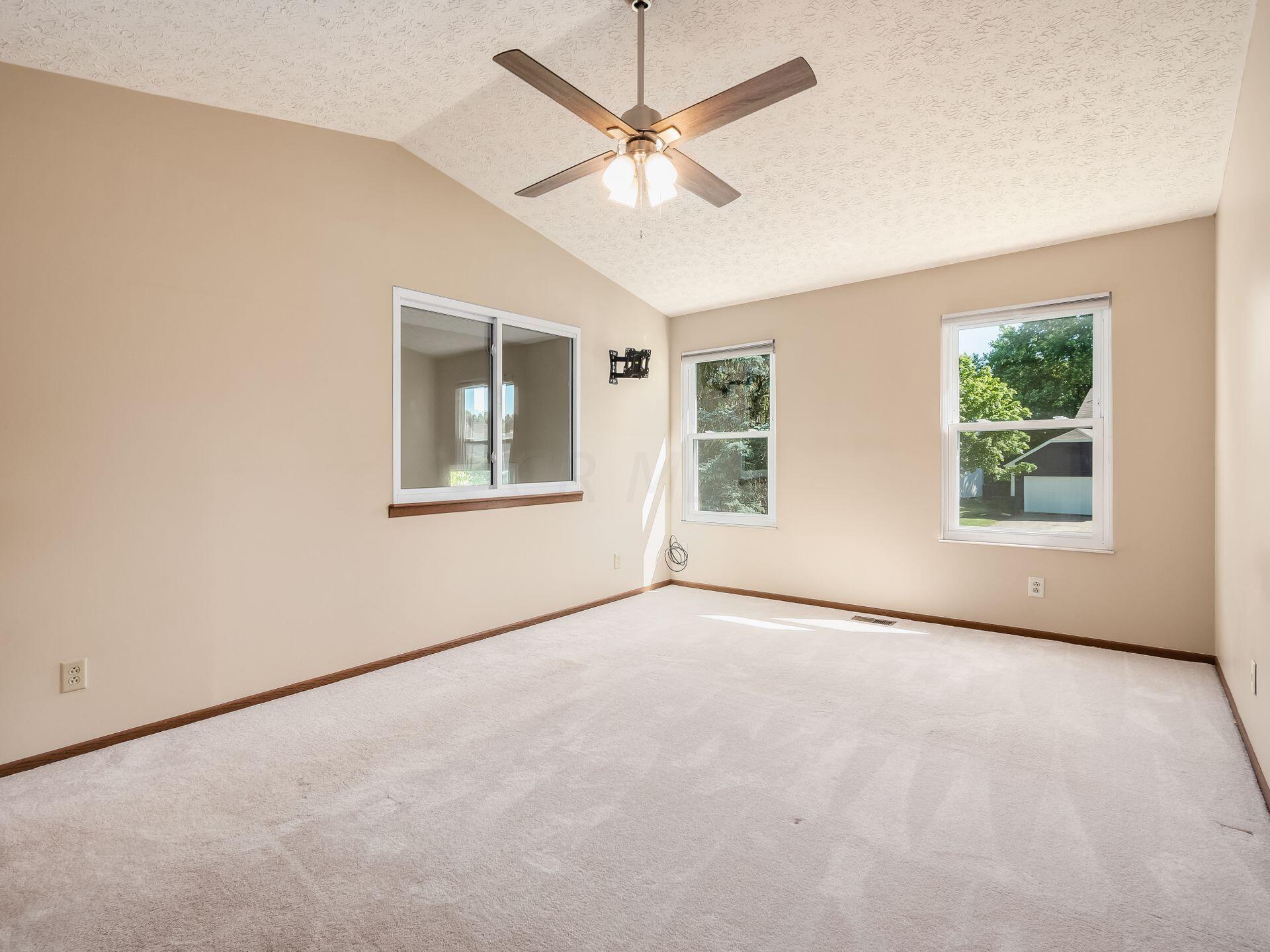 14 Ridgedale Court Powell, OH 43065 - Photo 19 of 42 Light-filled primary offers multiple furniture layout options.
