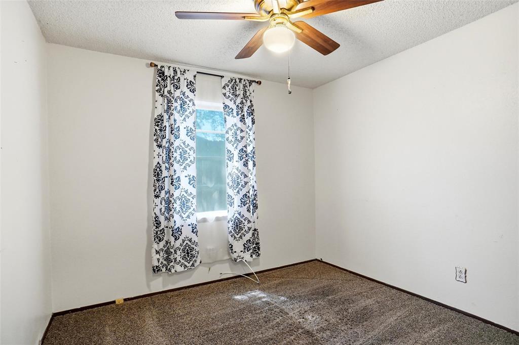 841 Lakeview Ridge White Settlement, TX 76108 - Photo 16 of 28