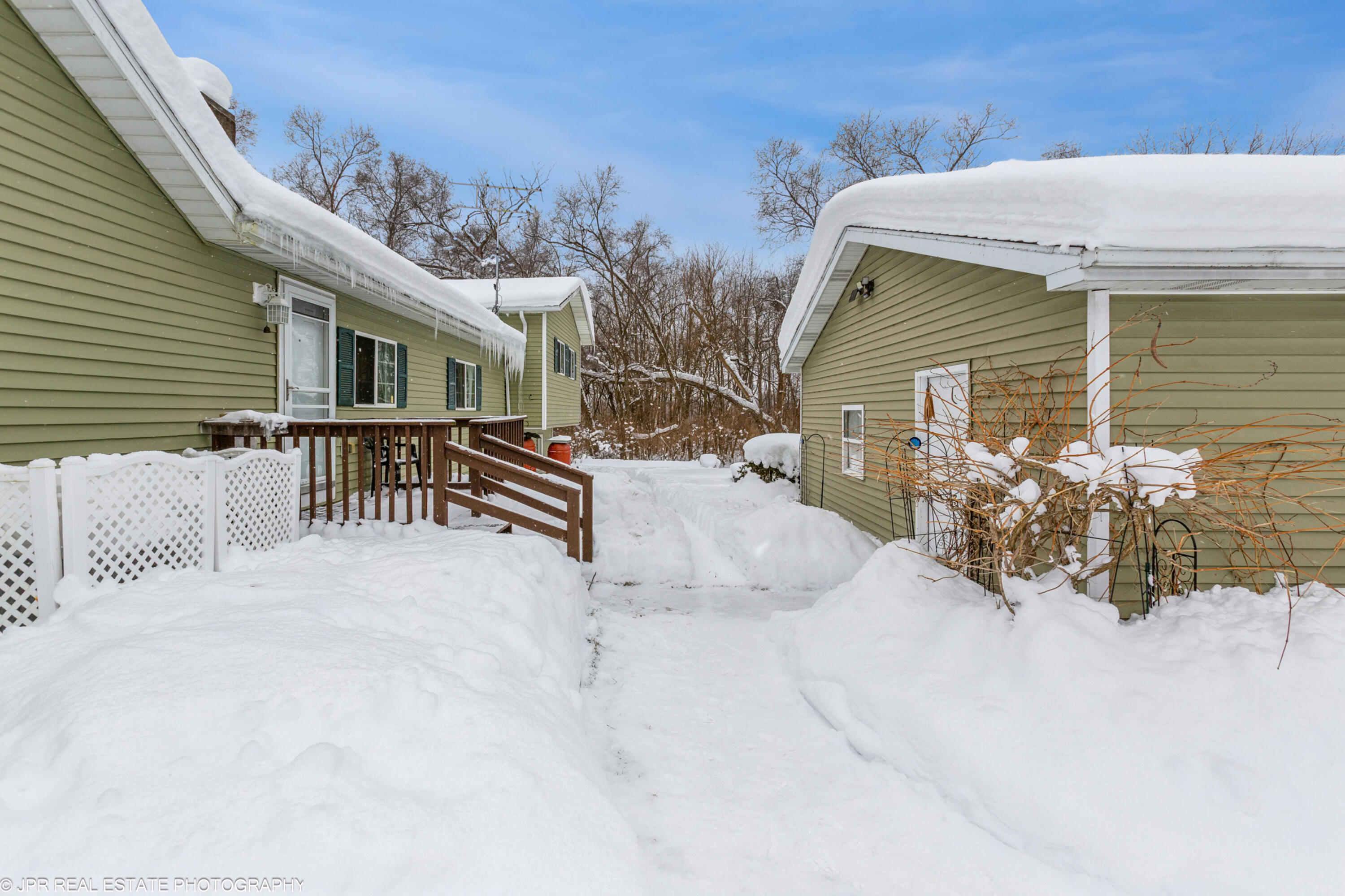 1830 South Park Road Benton Harbor, MI 49022 - Photo 2 of 31 36