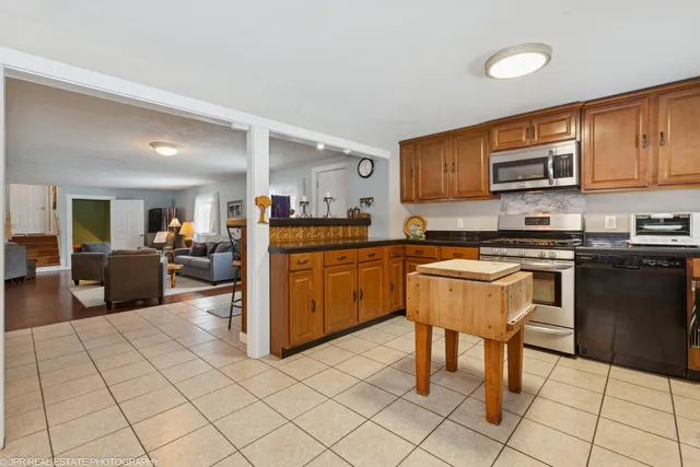 $269,000 | 1830 South Park Road, Benton Harbor, MI 49022