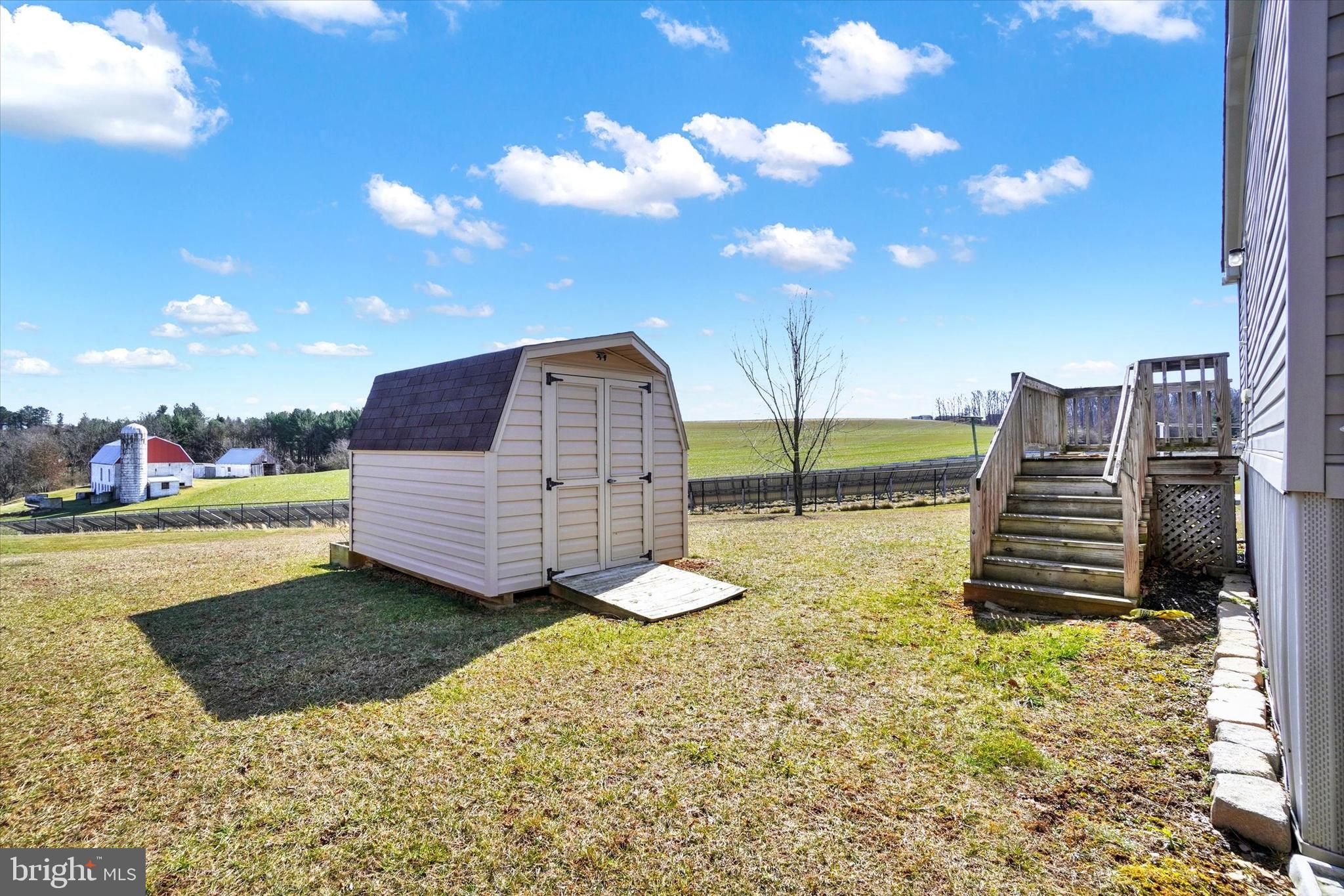 195 Country Ridge Drive York, PA 17408 - Photo 22 of 23