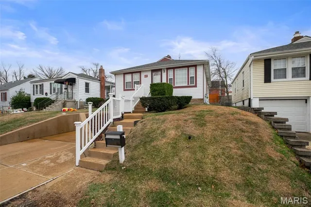 $199,900 | 6424 Judson Avenue, Affton, MO 63123