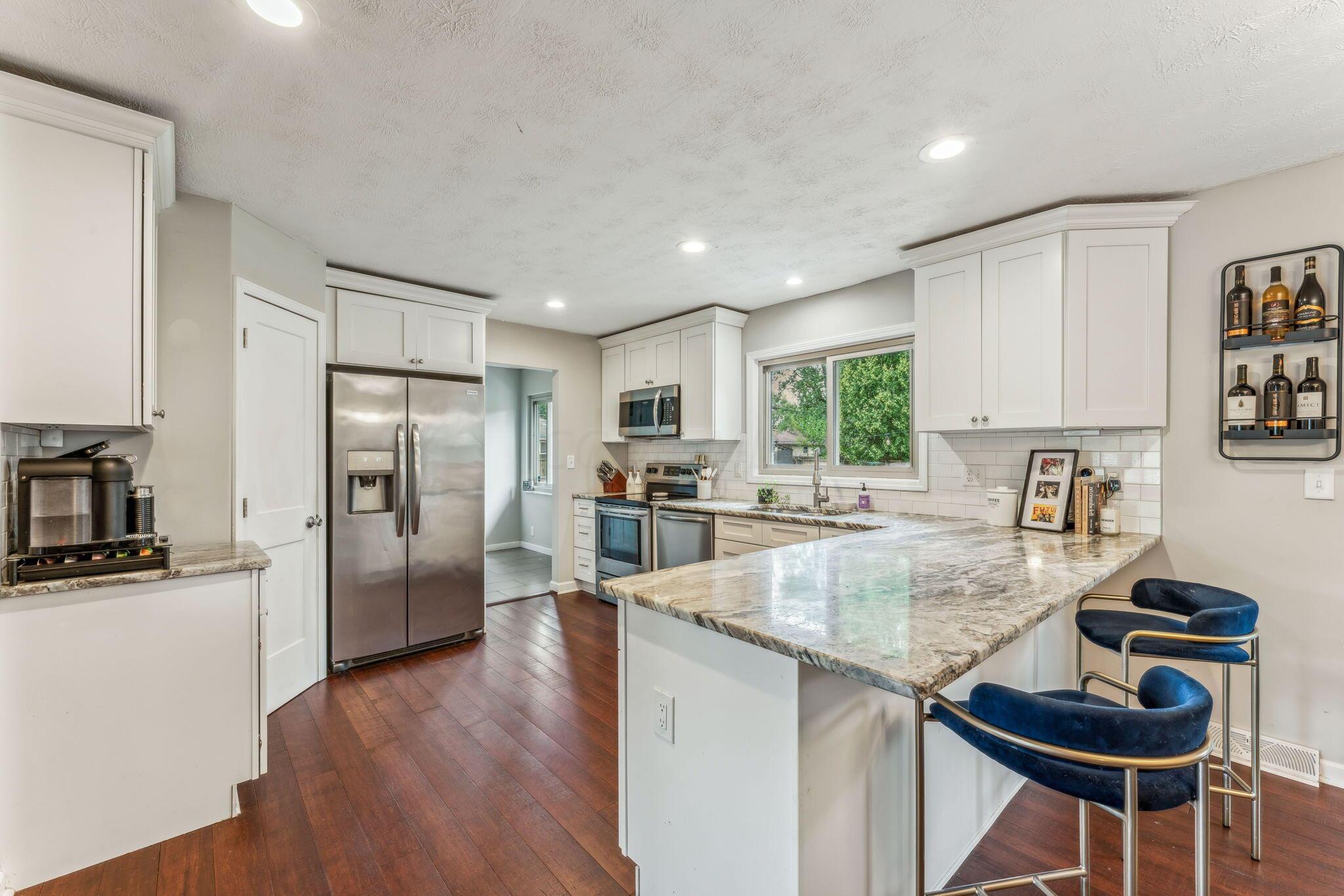 2925 Clermont Road Columbus, OH 43209 - Photo 10 of 46 EAE7DF6F-6D8B-4423-BAC7-965362ECFCA7