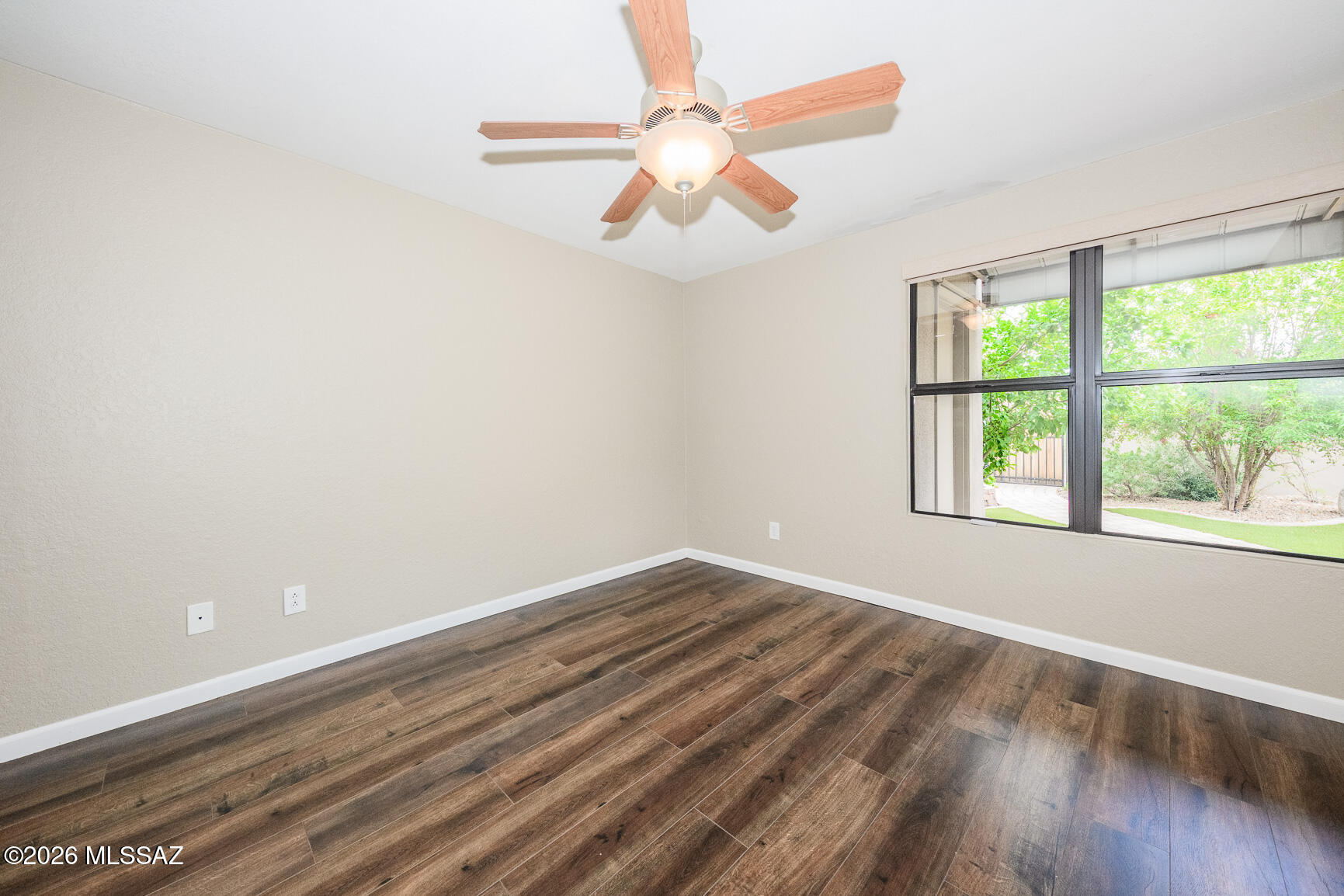 5800 North Kolb Road, Unit 10155 Tucson, AZ 85750 - Photo 10 of 30 Primary bedroom.