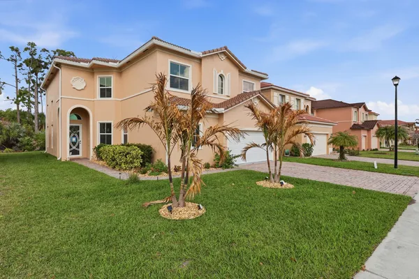 $2,800 | 5601 Spanish River Road, Fort Pierce, FL 34951