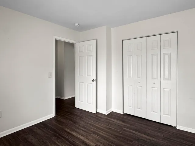 $199,900 | 415 Parkdale Drive, Unit 9E, Charleston, SC 29414