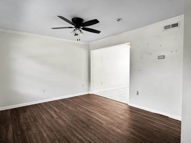 $199,900 | 415 Parkdale Drive, Unit 9E, Charleston, SC 29414